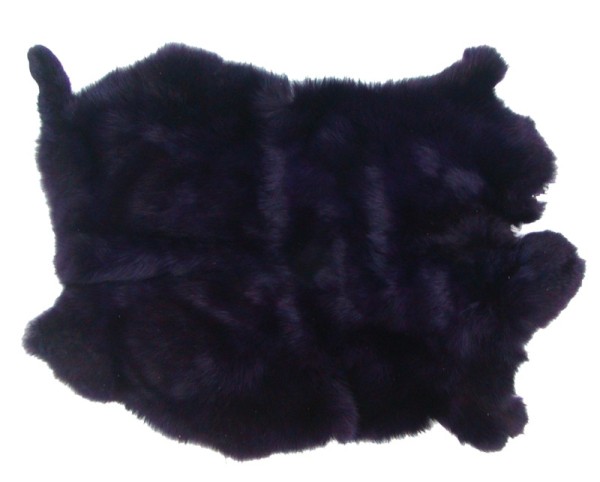 Kaninchenfelle dunkles violett gefärbt, ca. 30x30 cm, Felle vom Kaninchen mit seidigem Haar