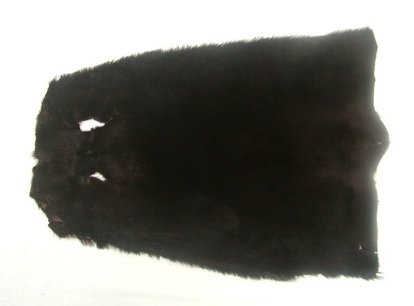 weiches Nutriafell dunkelbraun gefärbt für Bekleidung, Fellkragen, Pelzmanschetten, ca. 45 cm lang, 27 cm breit