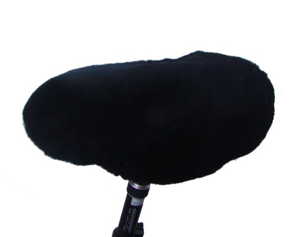 warmer Lammfell Fahrradsattelbezug groß schwarz, 20 mm geschorenes Lammfell