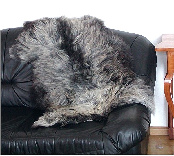 langhaariges Heidschnuckenfell grau meliert ca. 115x75 cm, Haarlänge ca. 15 cm